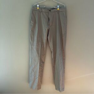 Dockers Men's Slim Dress Pants in Taupe Brown